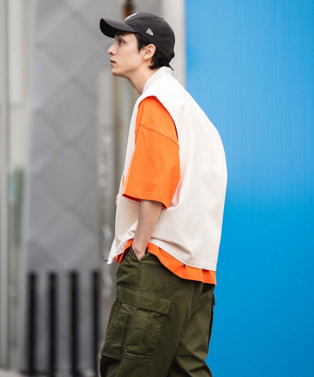 オフホワイト モデル：175cm L着用