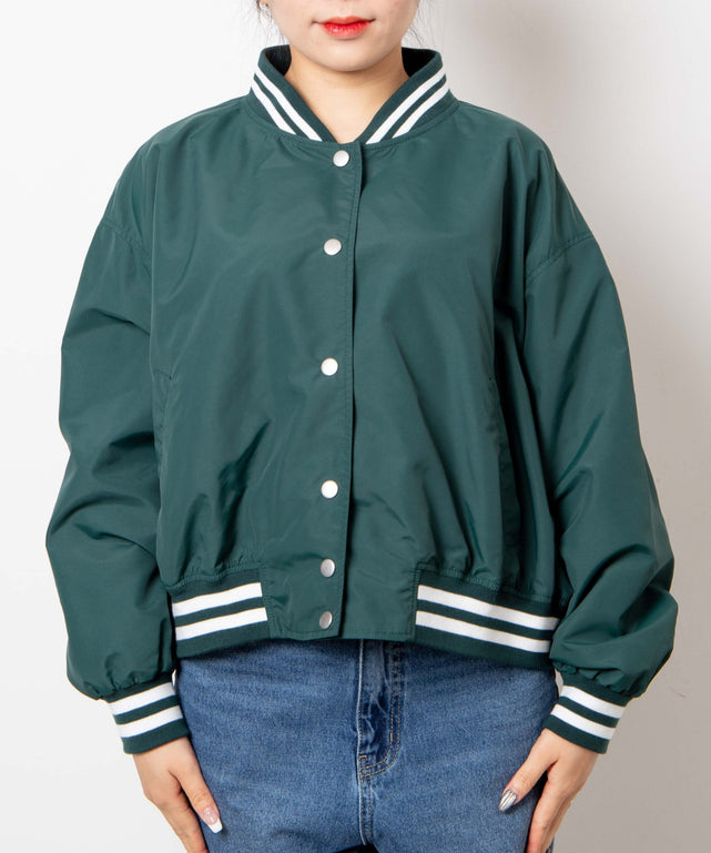 グリーン　モデル：155cm F着用