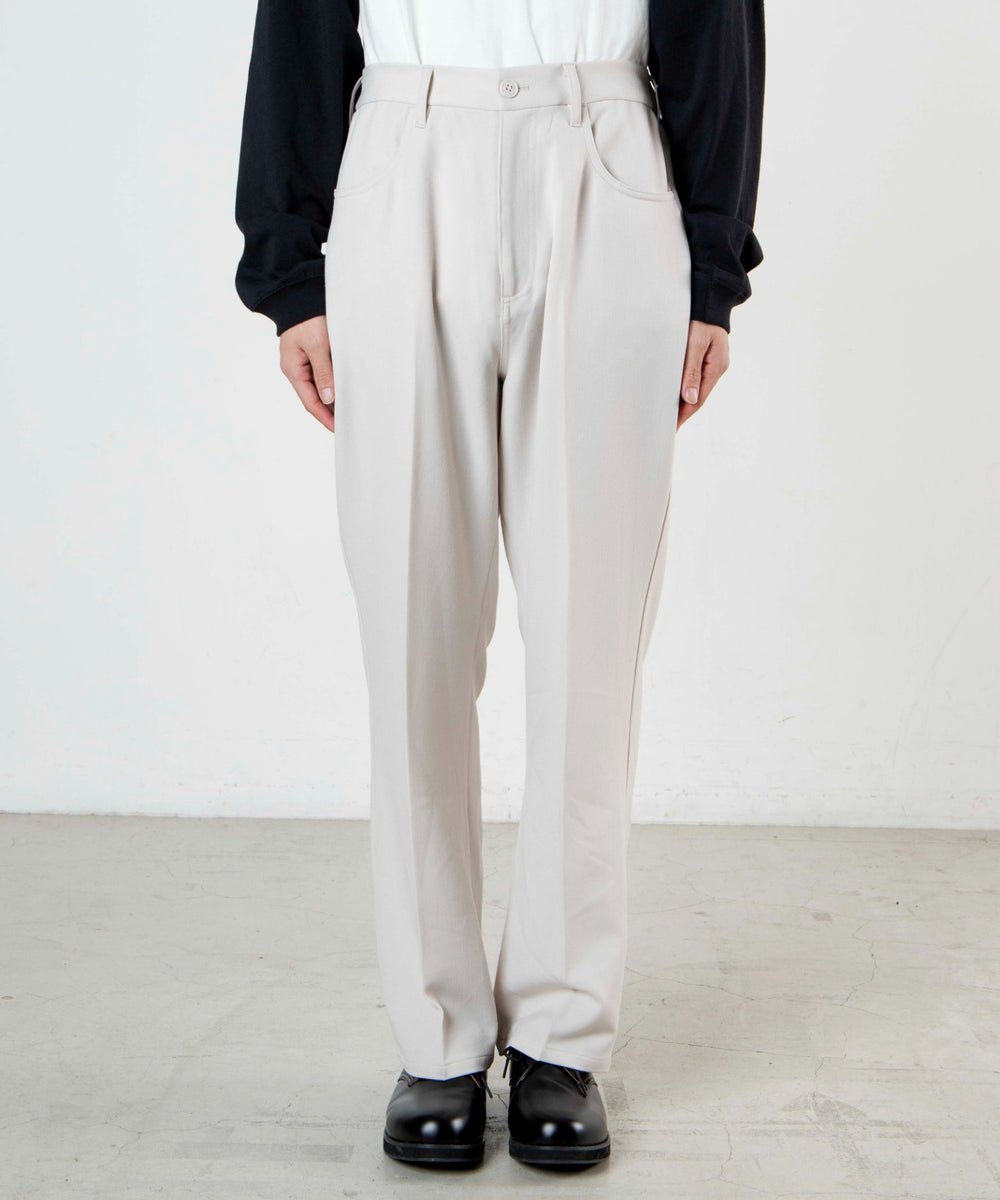 Lグレー モデル：175cm L着用