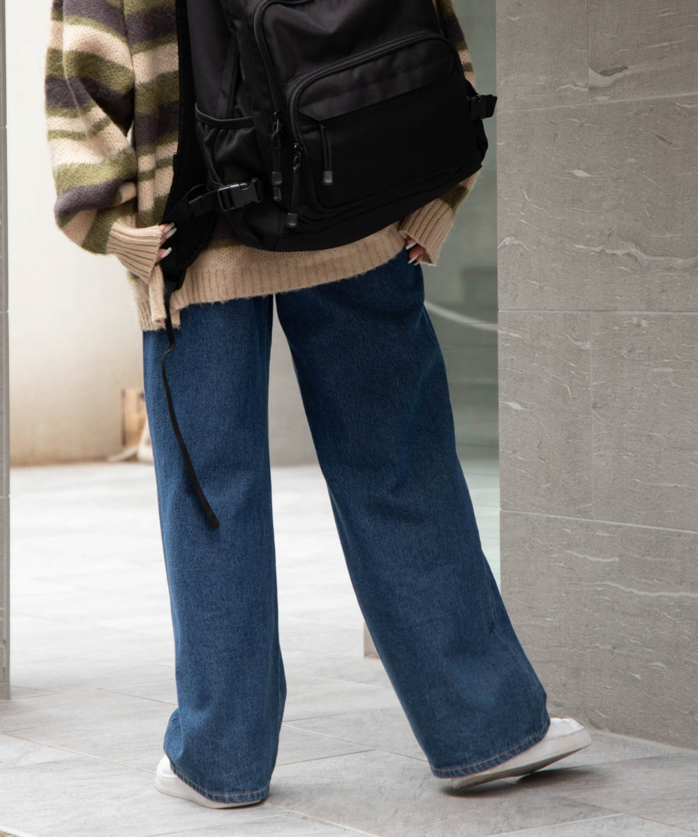 デニム中濃 モデル：159cm M着用