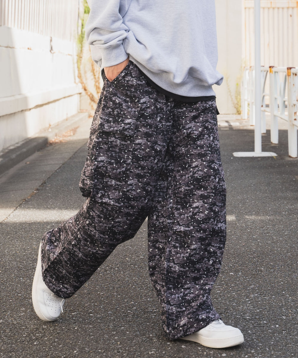 柄1 モデル：174㎝ L着用