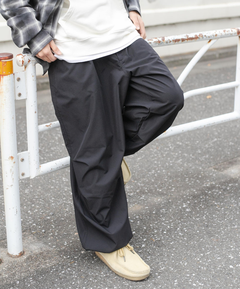 ブラック　モデル:175cm L着用