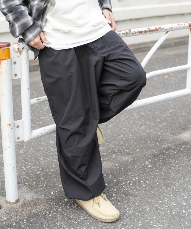 ブラック　モデル:175cm L着用
