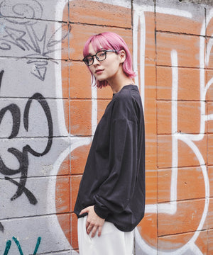 ブラック　モデル：170cm M着用