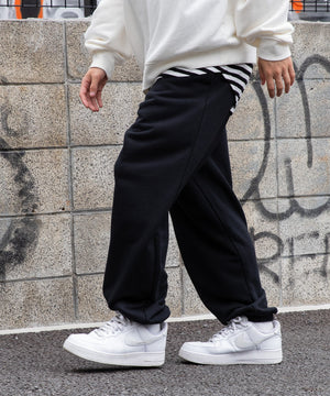 ブラック　モデル：174cm L着用