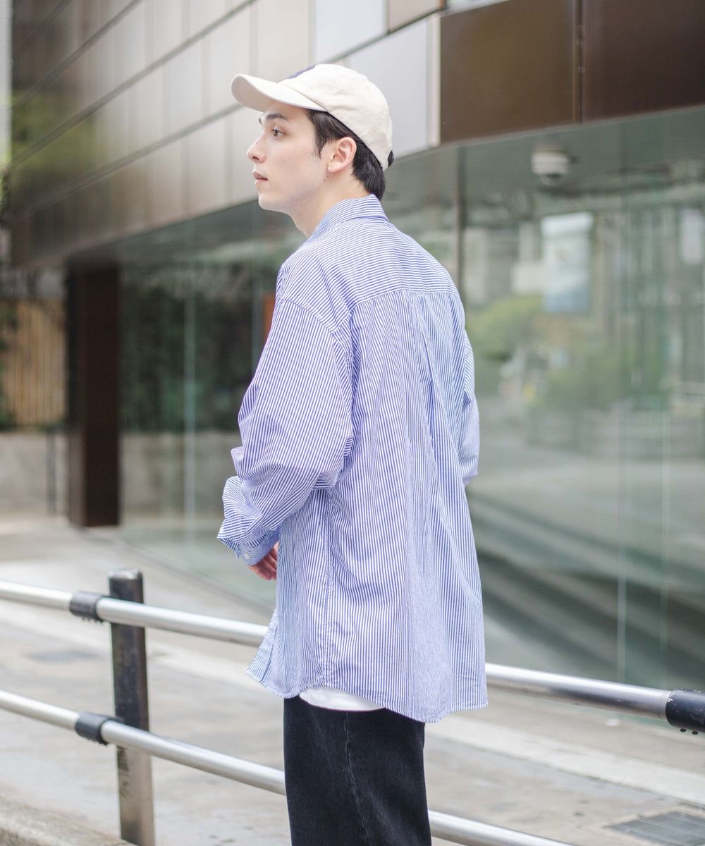 ブルー系ストライプ　モデル：175cm L着用