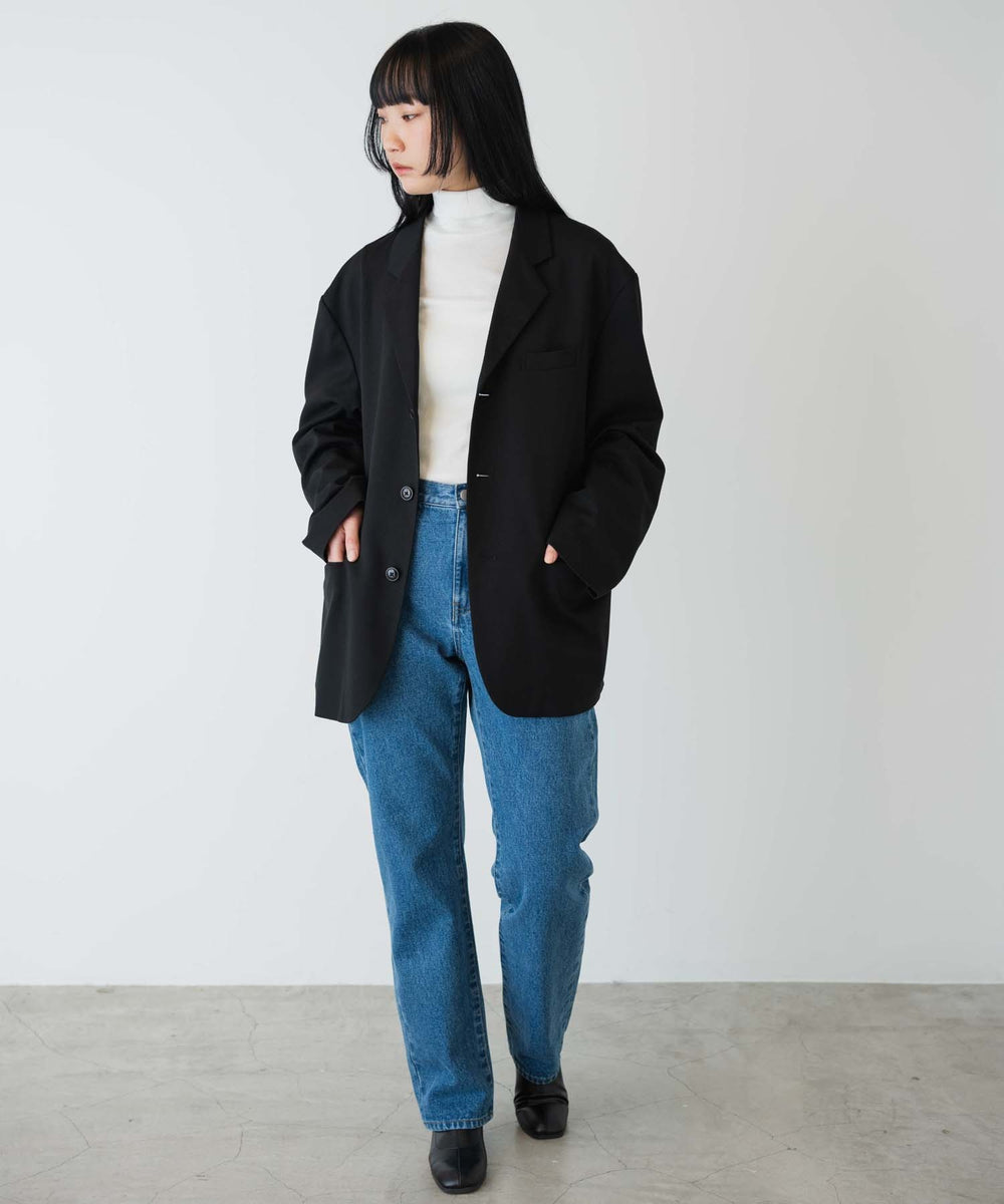 ブラック モデル：170cm M着用