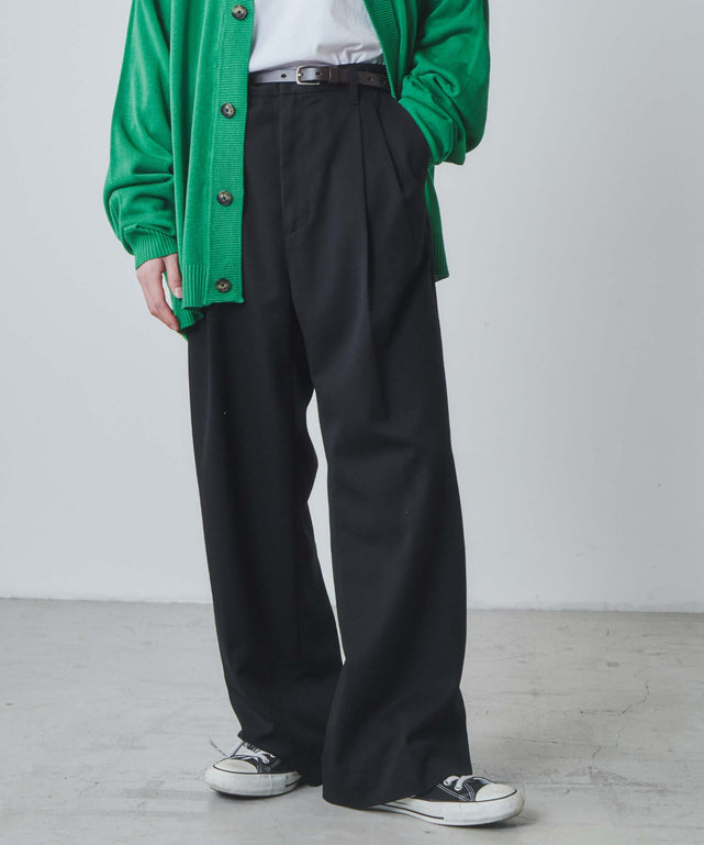 ブラック モデル：172cm L着用