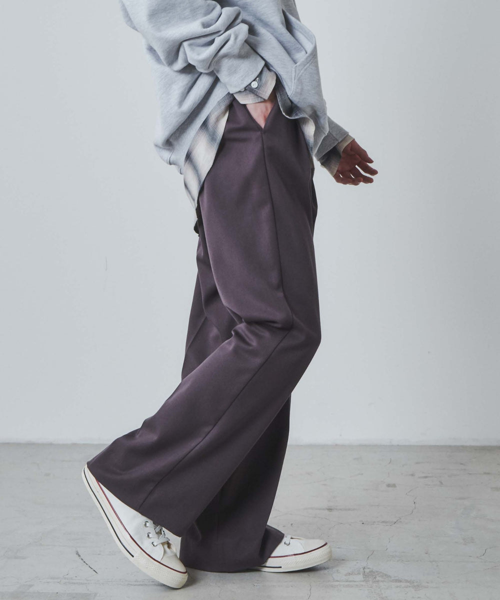 ブラックその他 モデル：172cm L着用